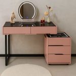Tocador rosado (vanity)