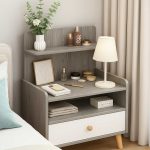 Mesa de Noche con Repisas